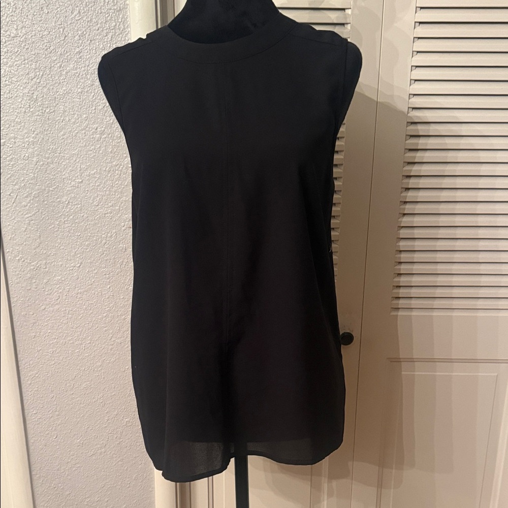 Paper Crane Black Sleeveless Round-Neck Tank Top